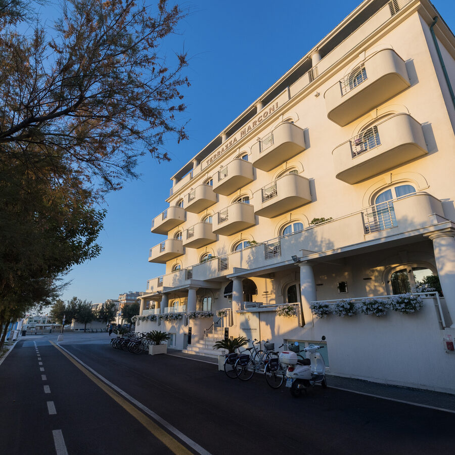 Parcheggio e comfort - Hotel Terrazza Marconi Senigallia